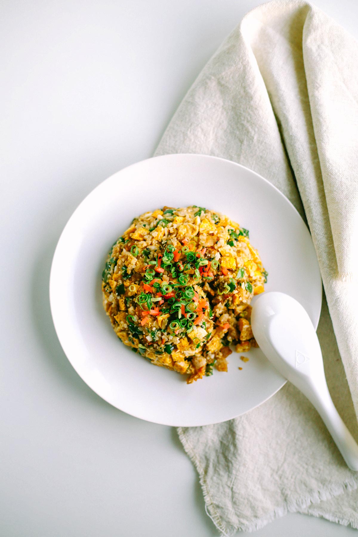 Keto fried rice for low carb. Easy chahan recipe using cauliflower rice and pork.
