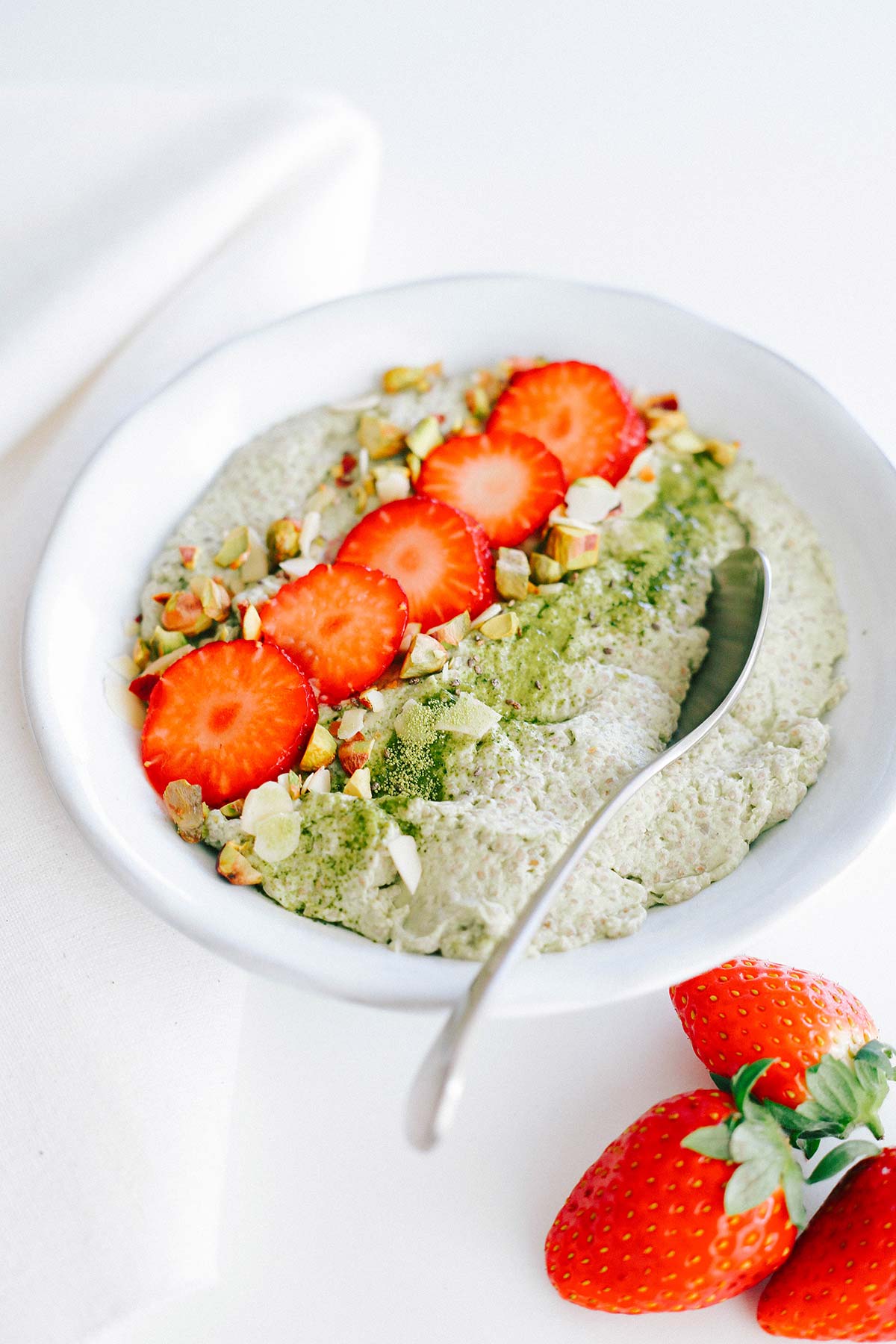 Keto Matcha Chia Pudding for ketogenic and low carb. Easy recipe with chia seeds and coconut milk. keto, matcha, keto chia pudding, matcha chia pudding, keto chia seed recipes, keto chia seed pudding, keto chia pudding low carb, keto breakfast, matcha recipes, keto recipes, ketogenic diet, keto dessert, keto easy recipes, keto easy, matcha pudding, keto meals, keto quick meals, keto recipes easy, low carb, low carb recipes, low carb chia pudding, lchf, lchf recipes