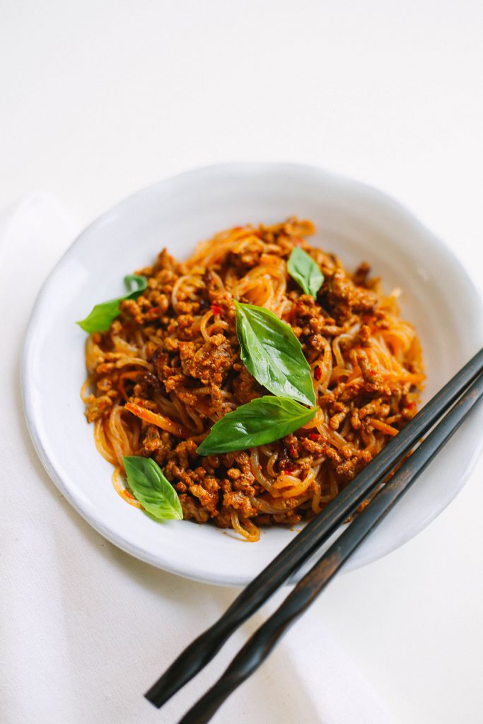 Keto Sambal Pork Noodles for ketogenic and low carb. Easy recipe with sambal oelek and shirataki noodles. keto, keto sambal, keto pork, keto noodles, keto pork noodles, keto spicy noodles, keto noodle recipes, keto shirataki noodles, keto pork noodles low carb, keto recipes, ketogenic diet, keto easy recipes, keto easy, keto meals, keto quick meals, keto recipes easy, low carb, low carb recipes, low carb noodles, low carb sambal, low carb pork, lchf, lchf recipes