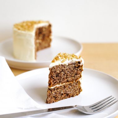 Keto Carrot Cake with Cream Cheese Frosting for ketogenic and low carb. Easy recipe with almond flour and carrots. keto, keto cake, keto cake recipes, keto carrot cake, keto cake low carb, keto dessert, keto recipes, ketogenic diet, keto easy recipes, keto easy, keto meals, keto recipes easy, keto baking, low carb, low carb recipes, low carb cake, lchf, lchf recipes, sugar free